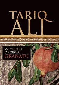 W cieniu drzewa granatu