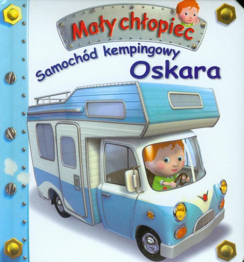 Mały chłopiec. Samochód kempingowy Oskara