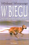 W biegu